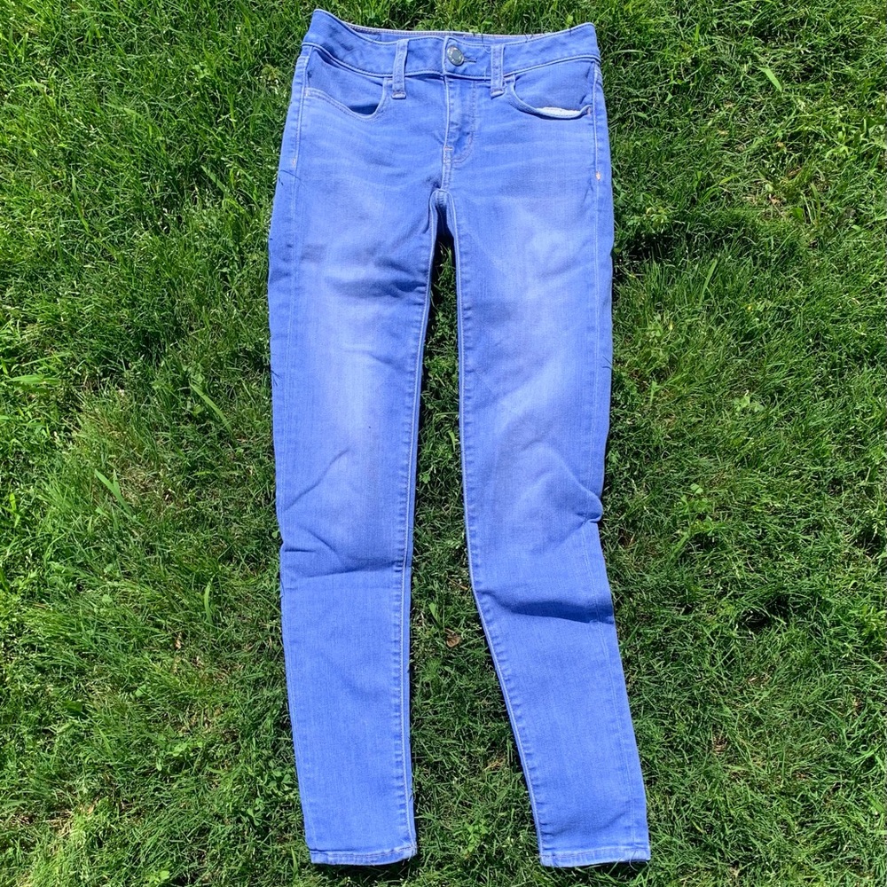 American Eagle “Super Super Stretch Jegging”